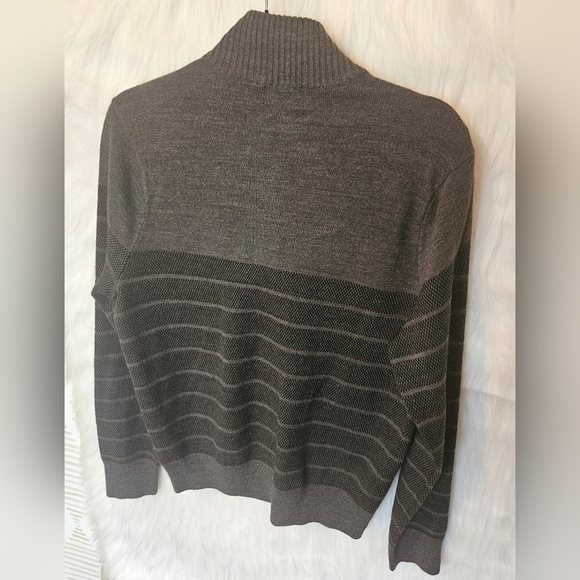 Dockers Classic Men's 3/4 Zip Pullover Sweater (NWOT) - Picture 5 of 8